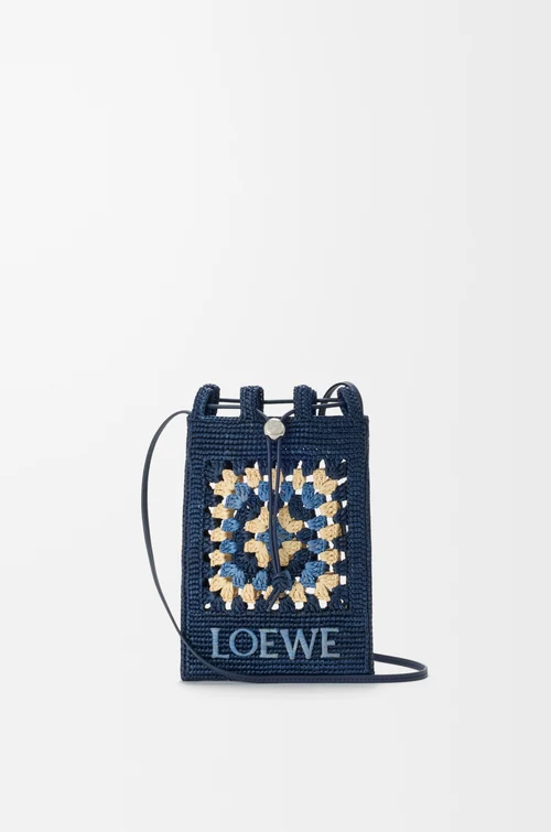 Loewe Drawstring pocket in classic calfskin and raffia