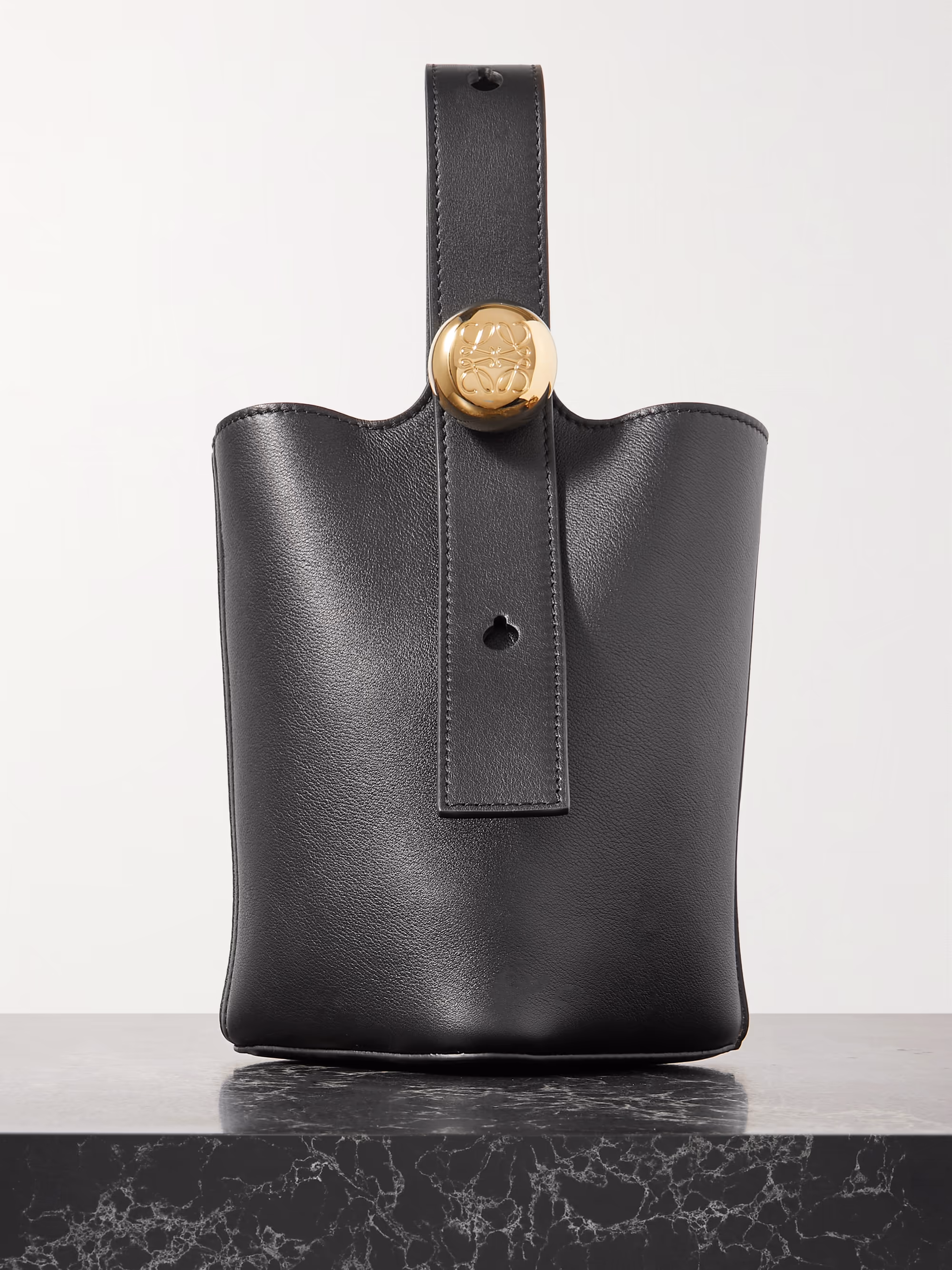 Loewe Pebble mini leather tote